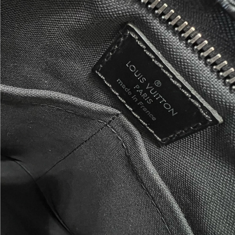 Louis Vuitton Damier Graphite Slim Crossbody Bag in Black - Picture 12 of 16